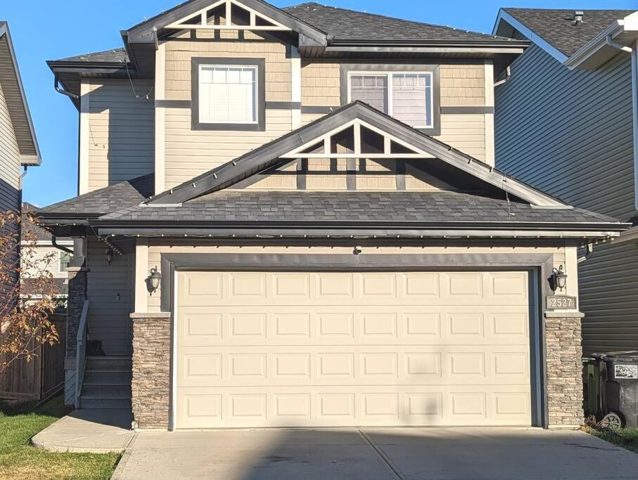 Beautiful & Quiet Location! Holiday home Edmonton